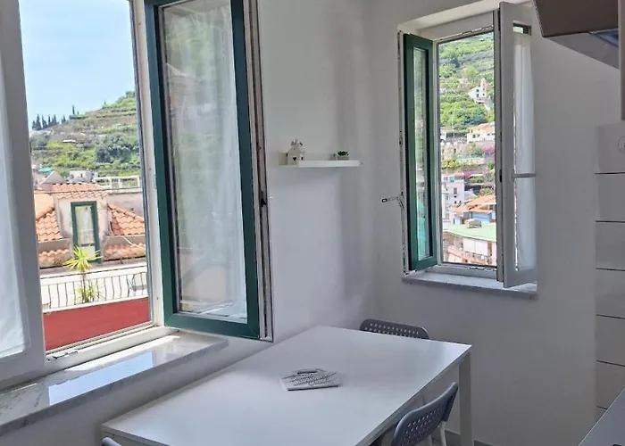 Semesterbostad Al Panorama *